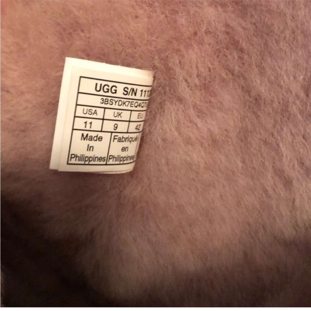 New UGG Bailey Zip Short Boots Shell Seashell Pink - Picture 9 of 9